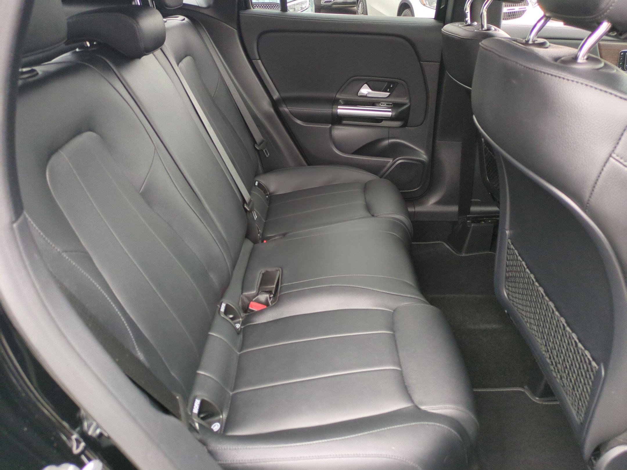 Certified 2023 Mercedes-Benz GLA 250 4MATIC image 31