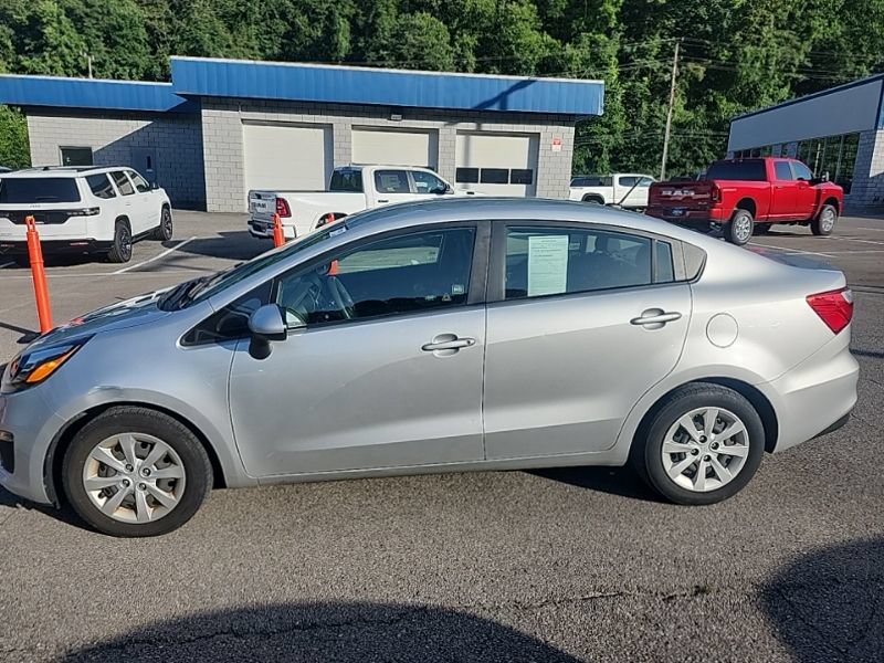 Used 2016 Kia Rio LX w/ Power Package FWD image 4
