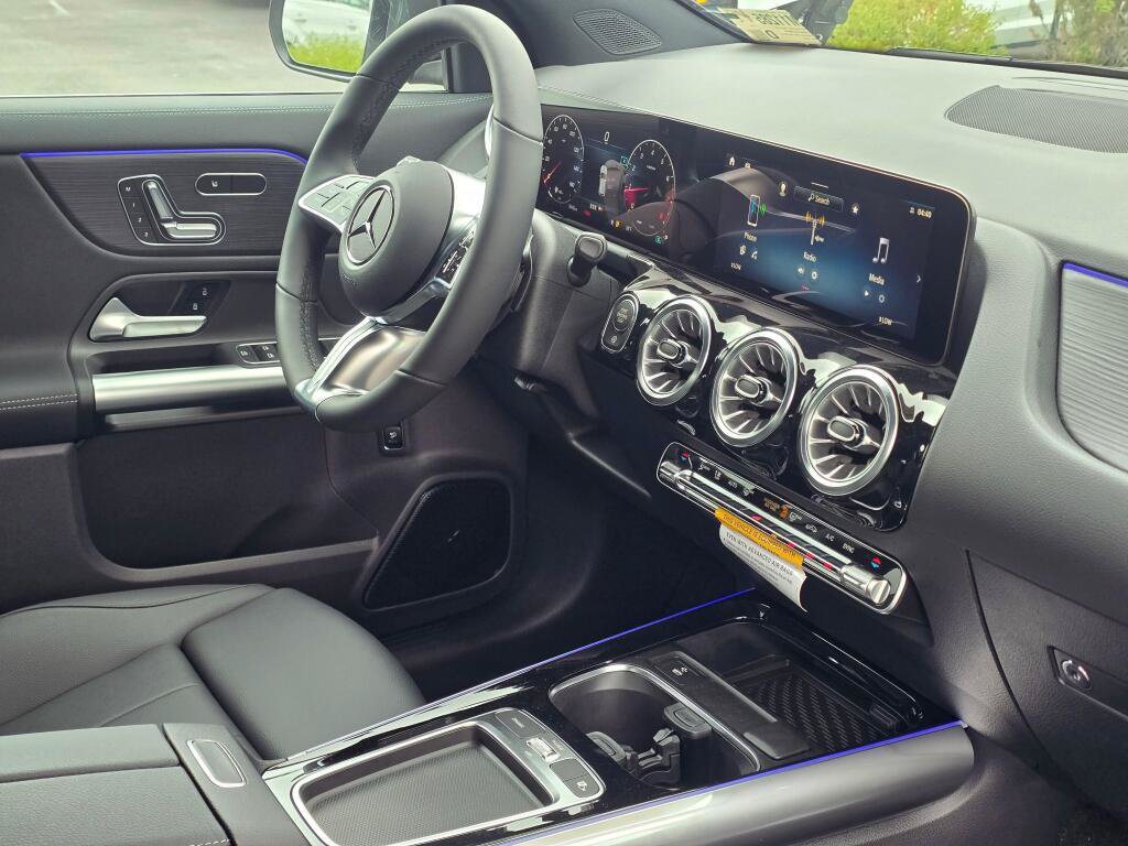 New 2026 Mercedes-Benz GLA 250 4MATIC image 26