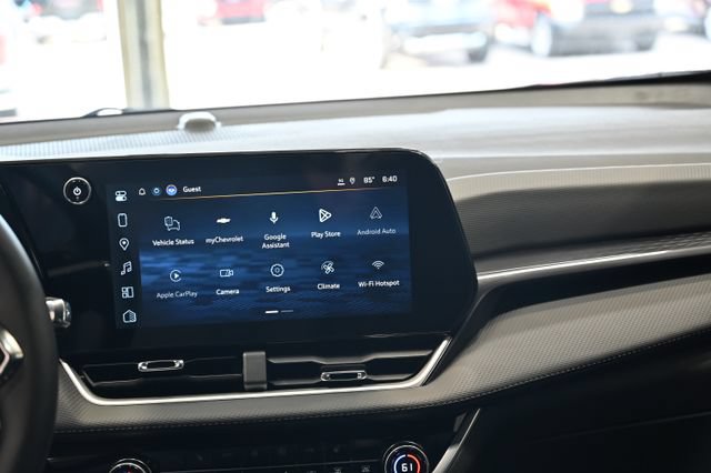 New 2027 Chevrolet Equinox LT w/ Convenience Package II FWD image 15