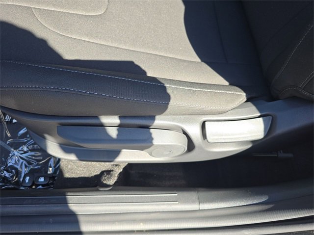 New 2025 Hyundai Elantra SEL image 12