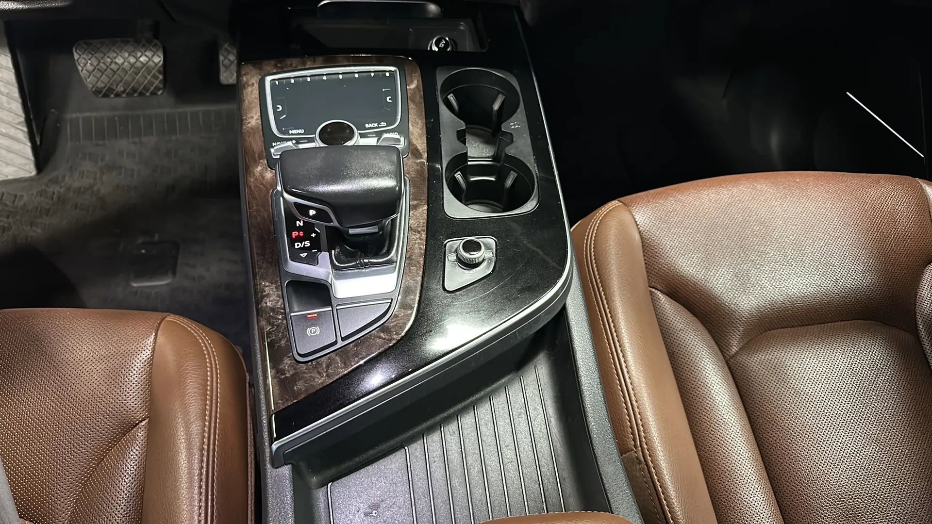 Used 2018 Audi Q7 3.0T Premium Plus w/ Premium Plus Package image 32