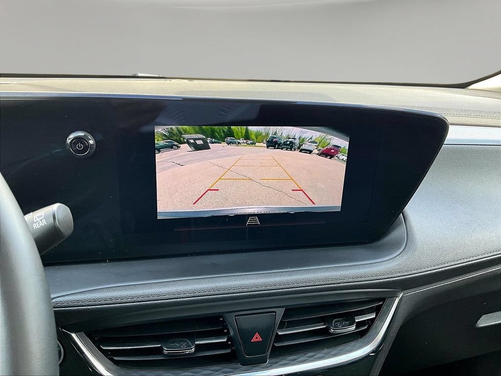 Used 2025 Buick Encore GX Preferred AWD/4WD image 18