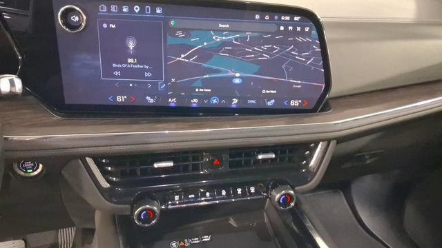 Used 2025 Chevrolet Tahoe LT AWD/4WD image 8