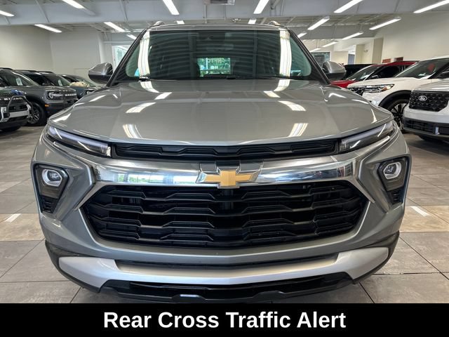 Used 2024 Chevrolet TrailBlazer LT w/ LT Cold Weather Package AWD/4WD image 18