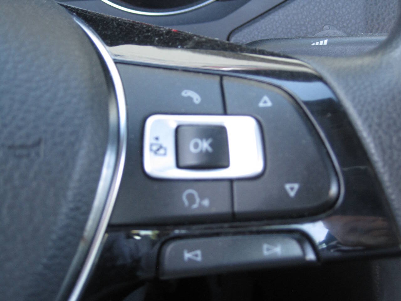 Used 2016 Volkswagen Jetta SE FWD image 35