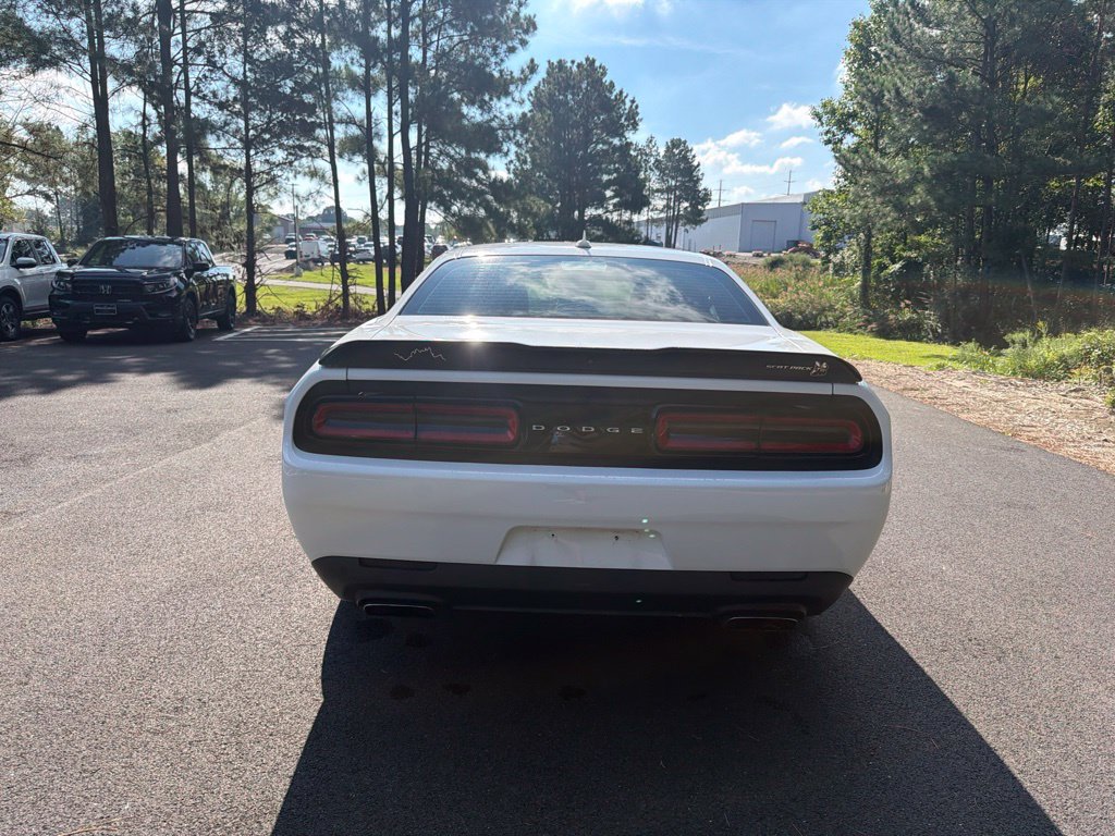 Used 2022 Dodge Challenger R/T Scat Pack w/ Driver Convenience Group RWD image 7