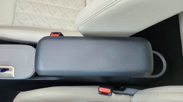 Used 2025 MINI Cooper 4-Door Hardtop image 51