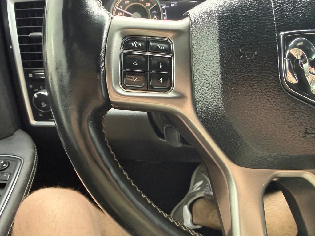 Used 2016 RAM 3500 Laramie Longhorn image 32