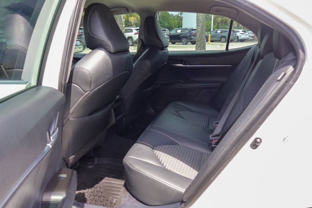 Used 2024 Toyota Camry SE FWD image 10
