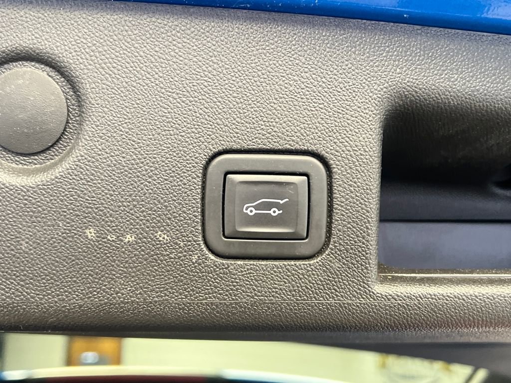 Used 2024 Chevrolet Equinox RS AWD/4WD image 43