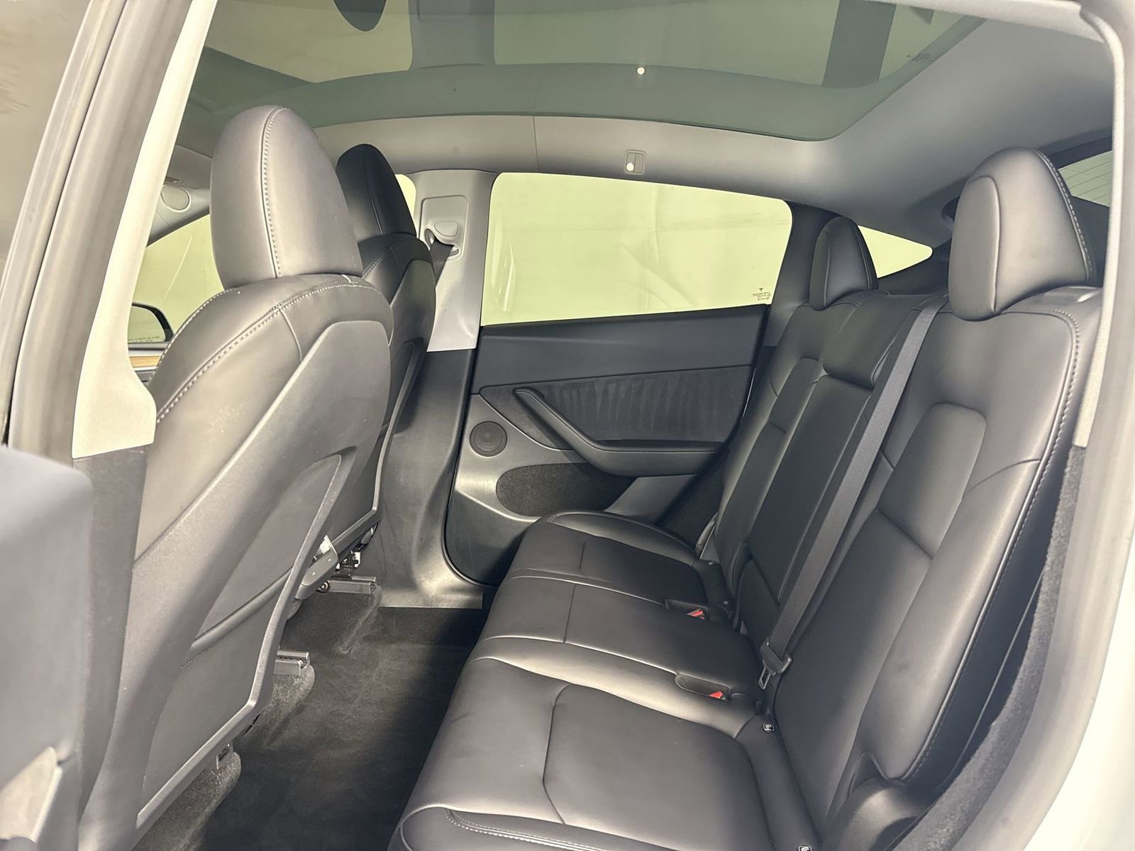 Used 2023 Tesla Model Y Performance image 22