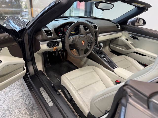 Used 2013 Porsche Boxster S RWD image 22