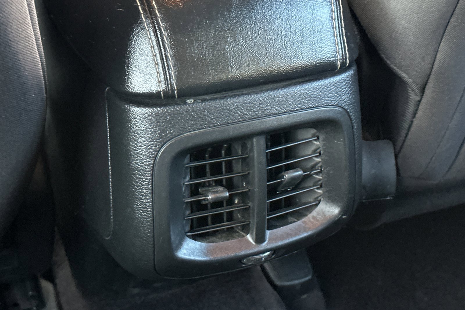 Used 2017 Jeep Cherokee Latitude image 42