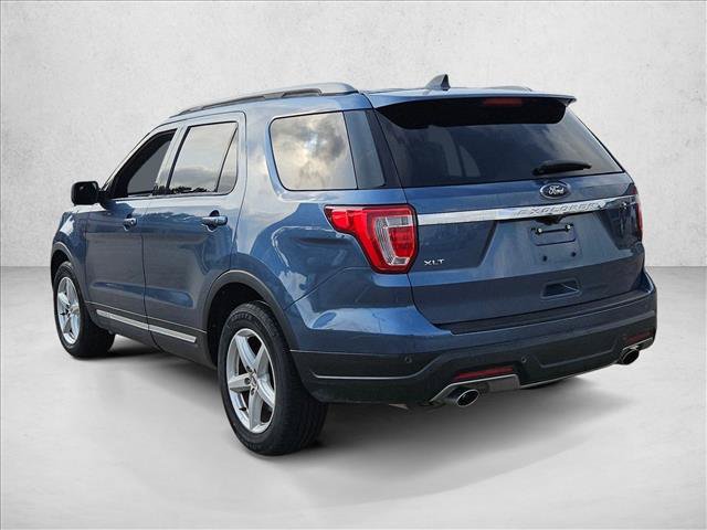 Used 2018 Ford Explorer XLT FWD image 8