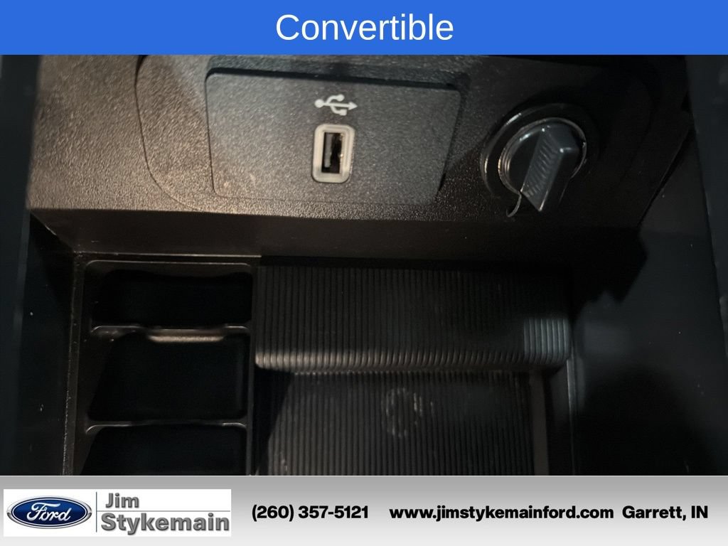 Used 2020 Ford Mustang Premium RWD image 23