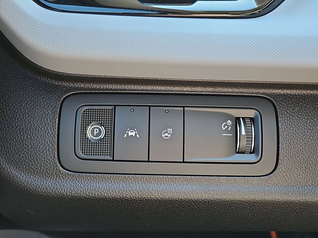 New 2027 Chevrolet Bolt RS w/ Technology Package FWD image 9