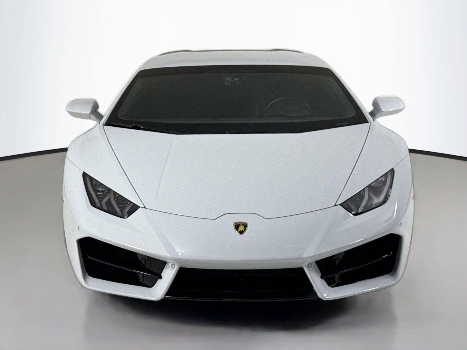 Used 2018 Lamborghini Huracan LP 580-2 RWD image 11