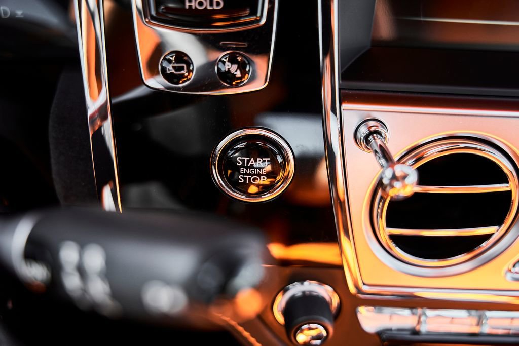 Used 2020 Rolls-Royce Wraith RWD image 54