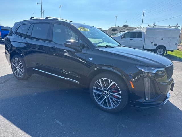 Used 2024 Cadillac XT6 Sport w/ LPO, Floor Liner Package AWD/4WD image 7
