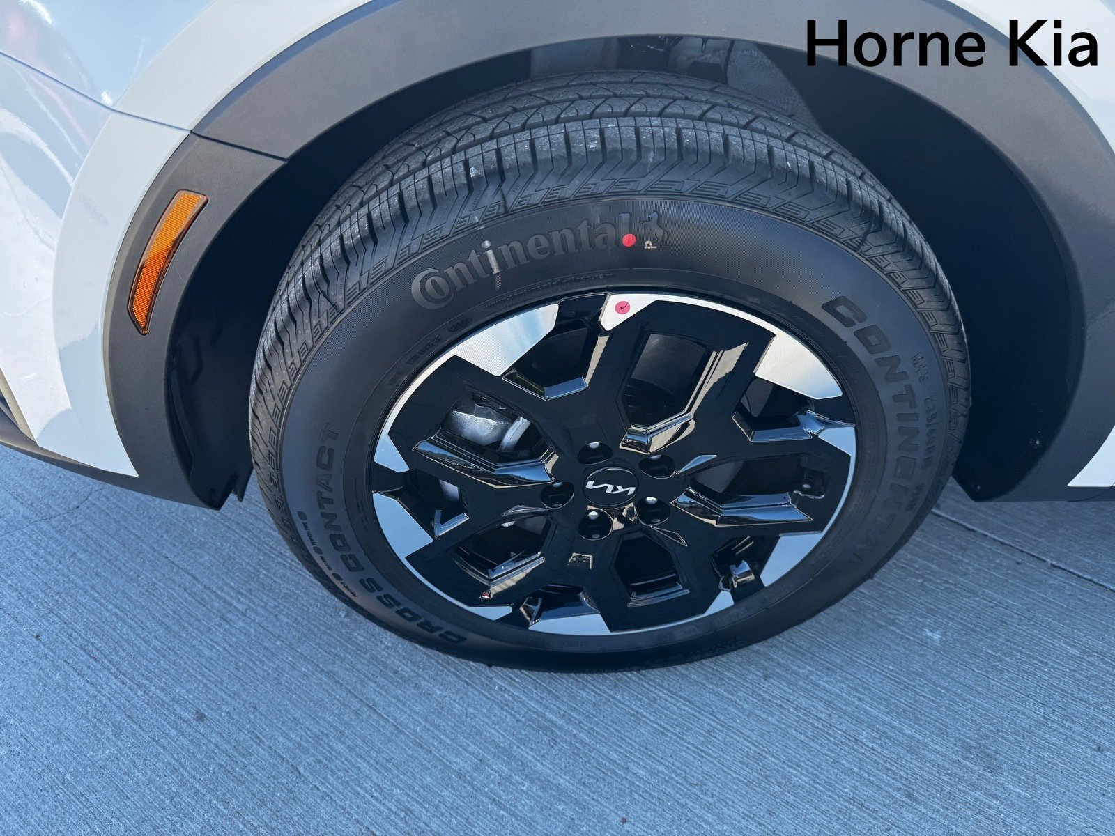 New 2026 Kia Sorento S w/ S Panoramic Sunroof Package image 8