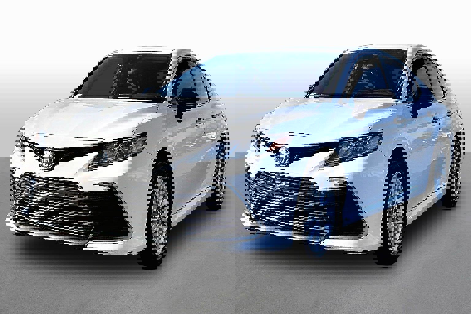 Used 2021 Toyota Camry LE w/ Carpet Mat Package (TMS)