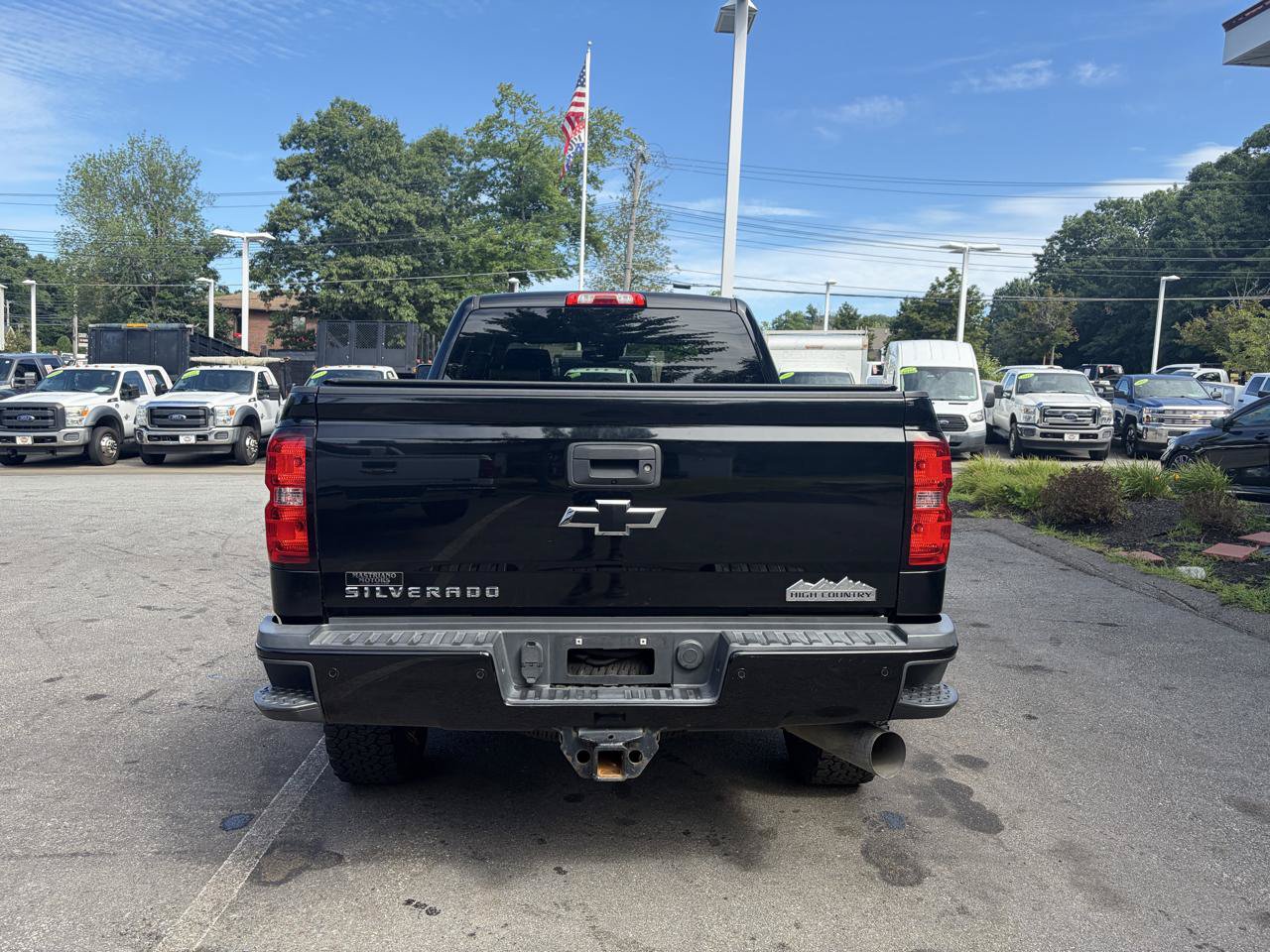Used 2017 Chevrolet Silverado 2500 High Country w/ Duramax Plus Package AWD/4WD image 8
