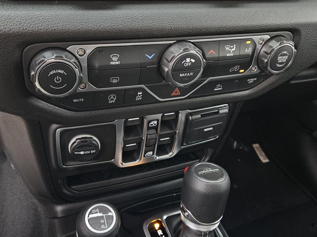 New 2026 Jeep Gladiator Sport image 17