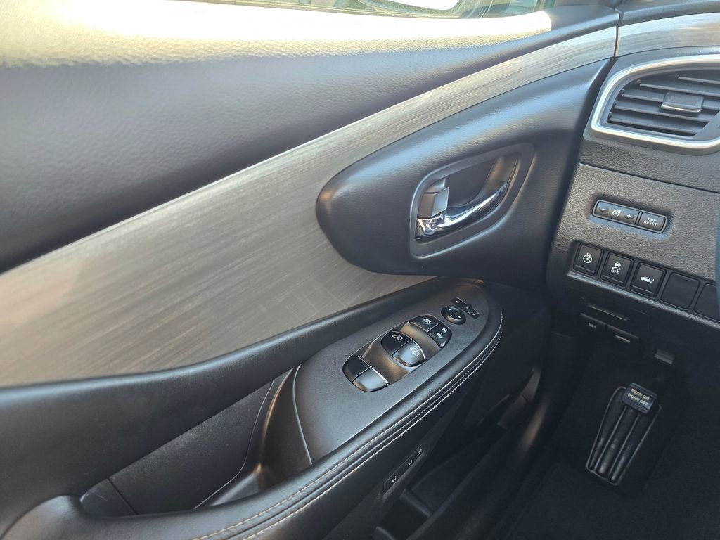 Used 2017 Nissan Murano SL AWD/4WD image 29