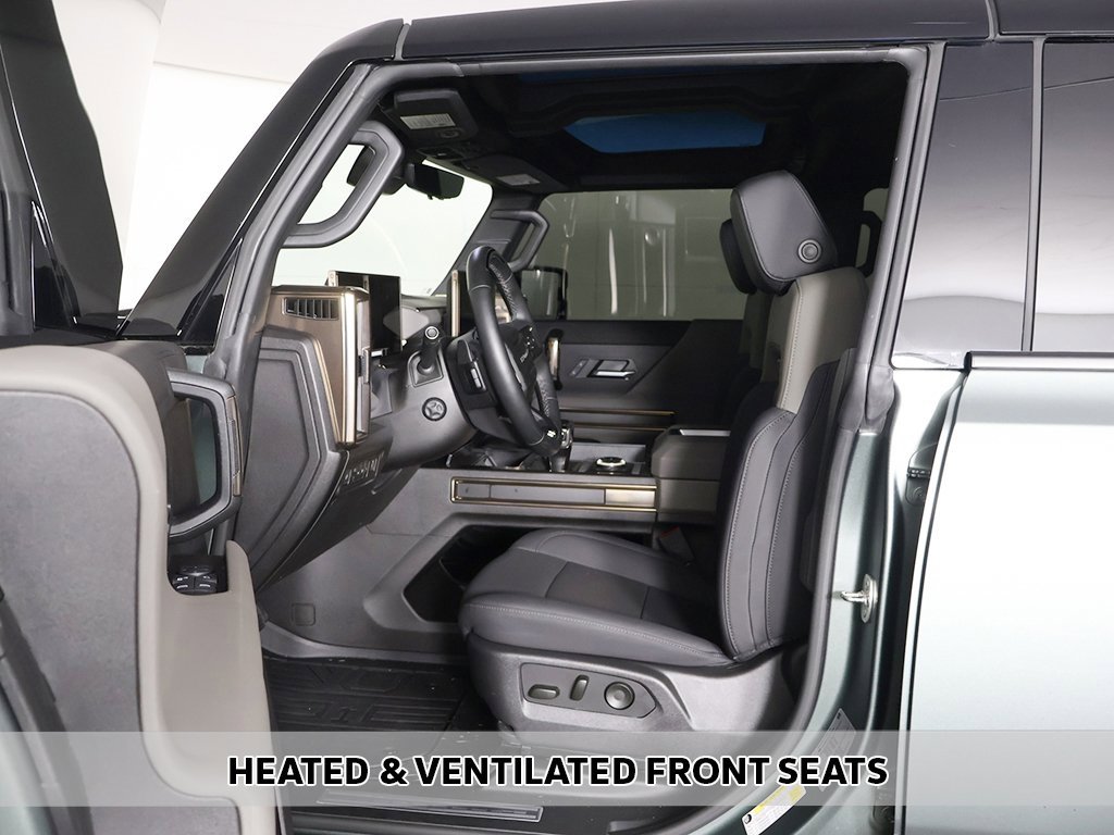 Used 2024 GMC Hummer EV 3X w/ LPO, Illumination Package image 8