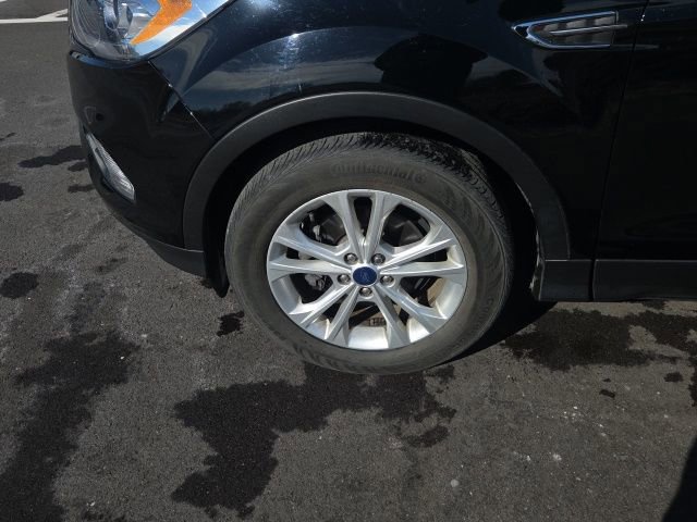 Used 2018 Ford Escape SEL image 17