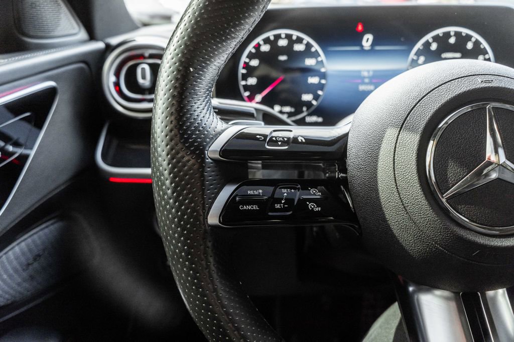 Used 2023 Mercedes-Benz C 300 4MATIC Sedan image 22