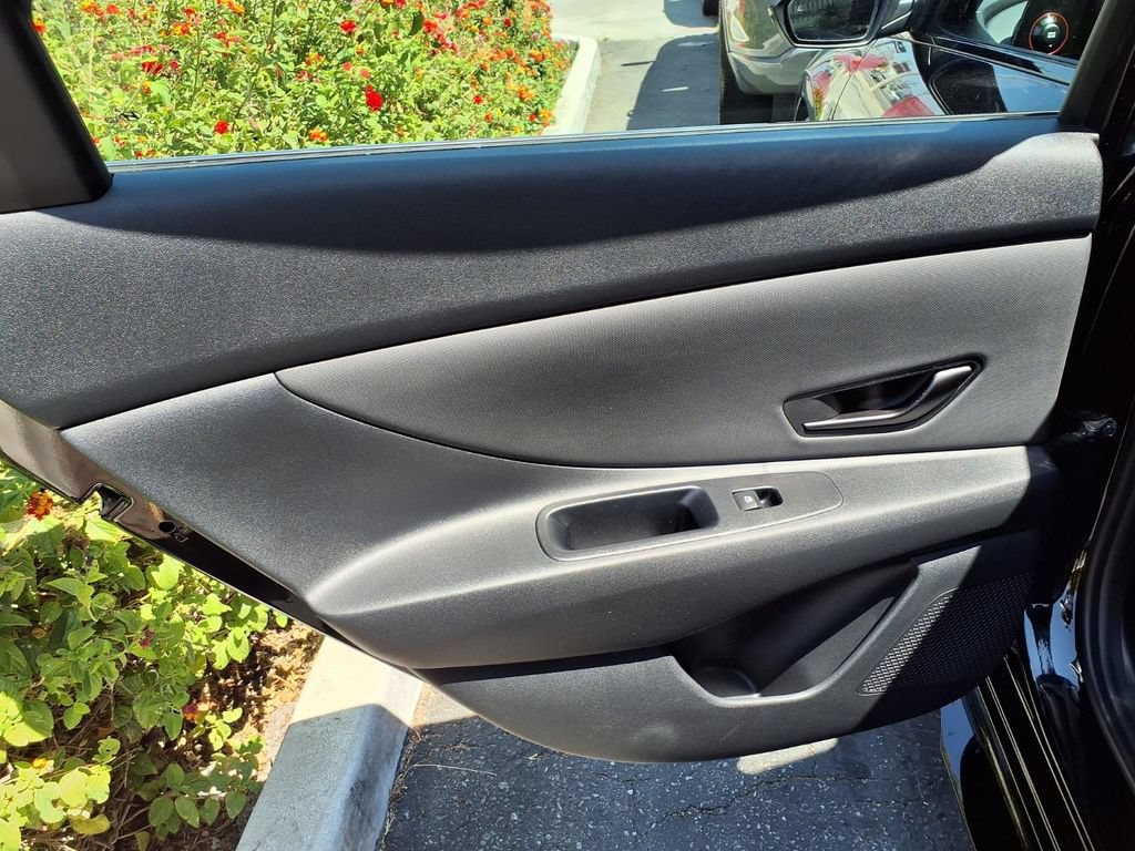 Certified 2025 Hyundai Elantra N Line FWD image 8