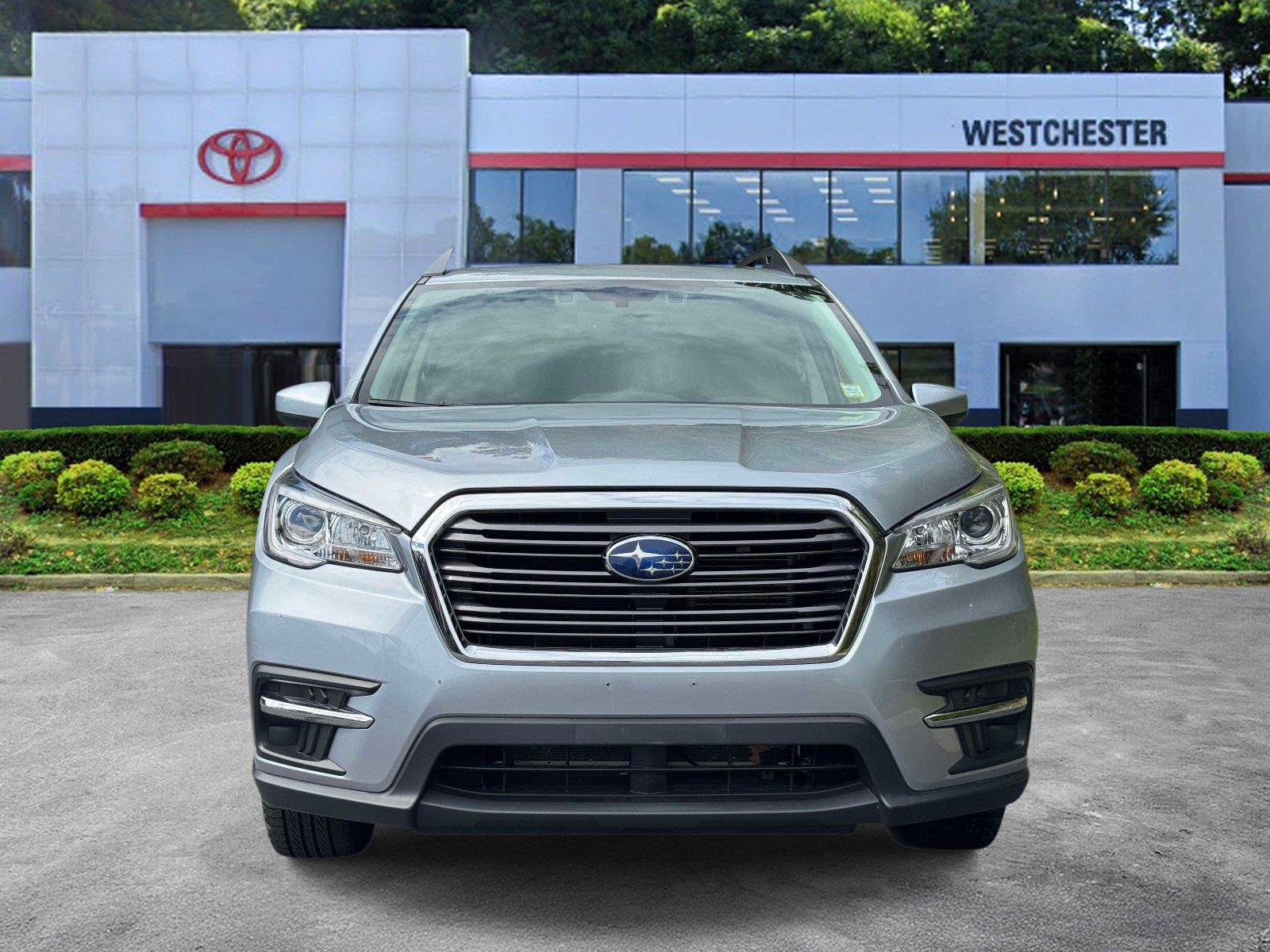 Used 2019 Subaru Ascent Premium AWD/4WD image 2