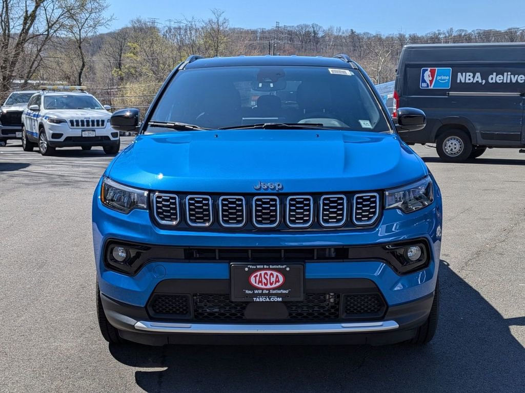 Used 2026 Jeep Compass Limited image 11