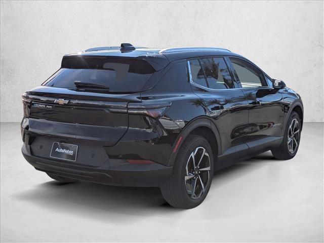 New 2026 Chevrolet Equinox EV LT image 2