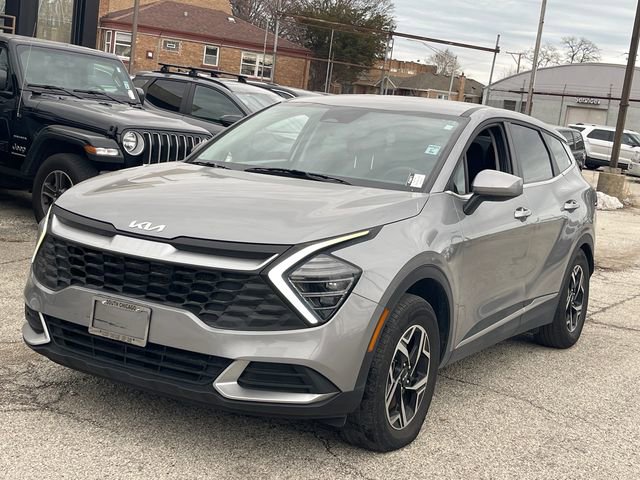 Used 2024 Kia Sportage LX image 2