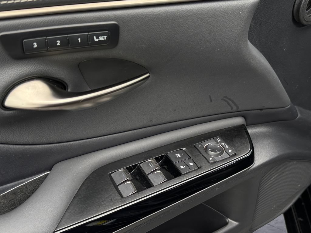 Certified 2023 Lexus ES 350 w/ Premium Package FWD image 14