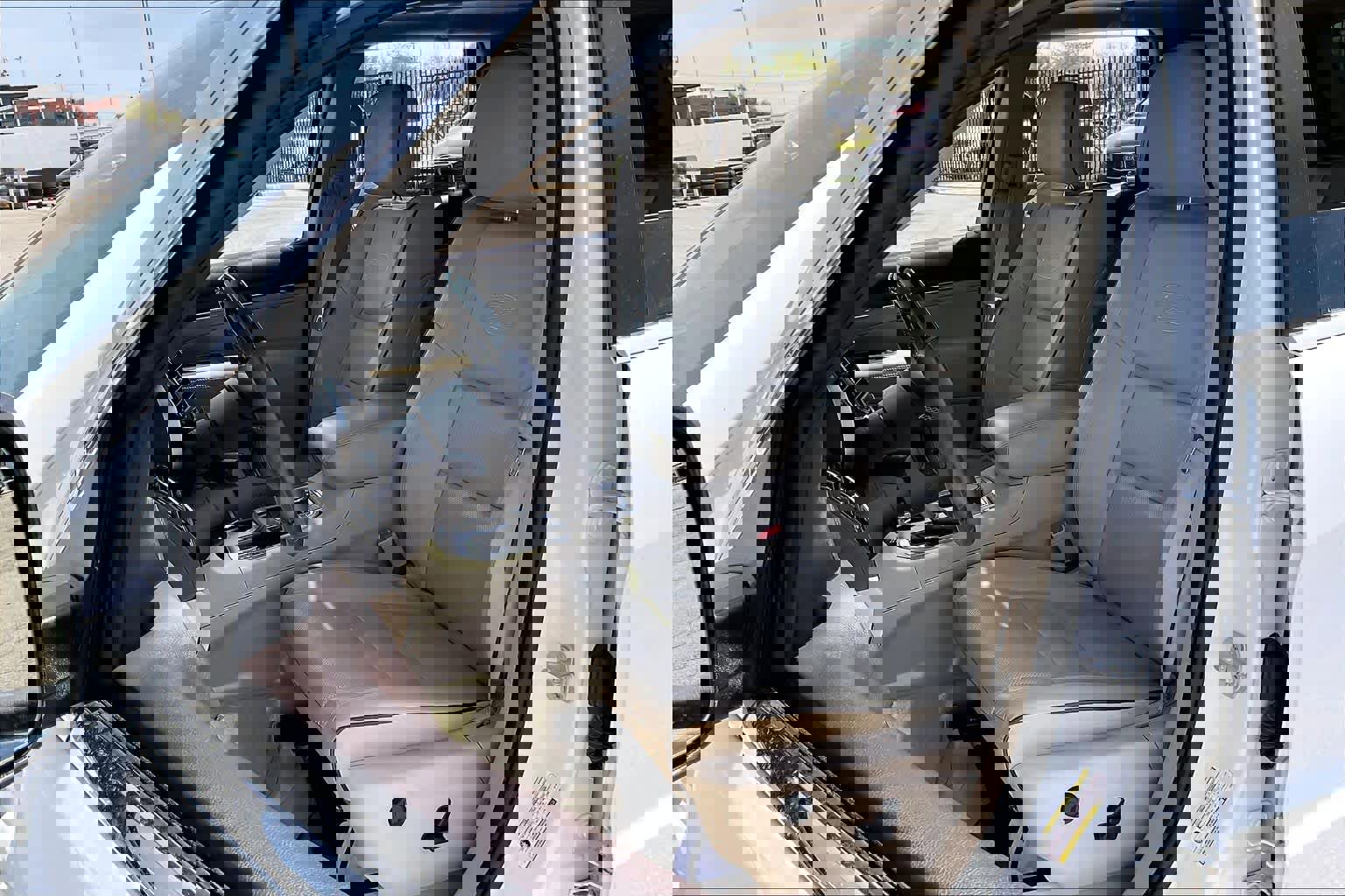 Used 2020 Jeep Grand Cherokee Overland image 8