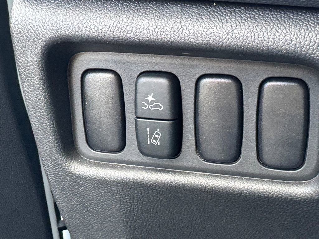 Used 2025 Mitsubishi Outlander Sport AWD image 29
