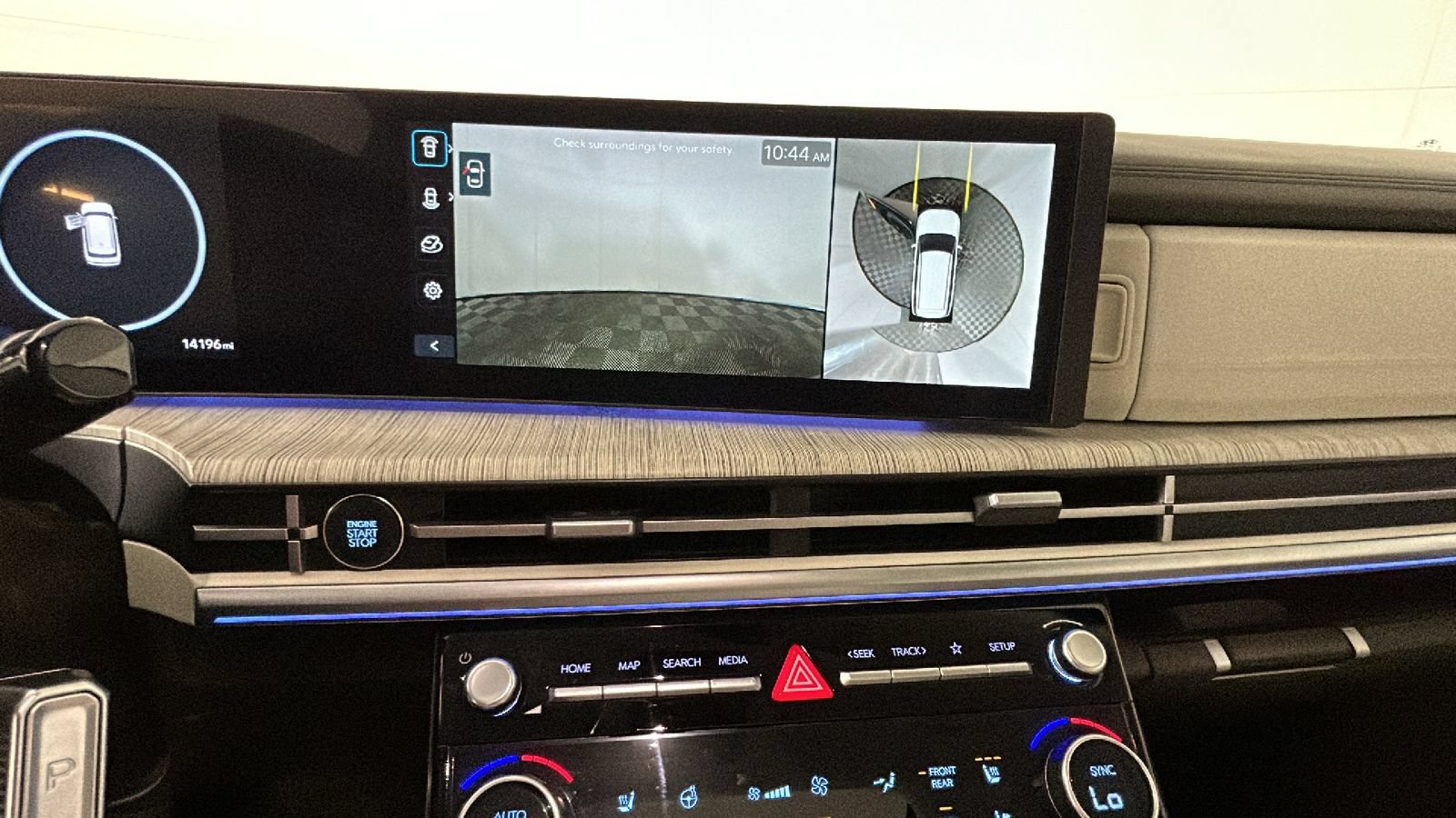 Used 2024 Hyundai Santa Fe Calligraphy FWD image 29