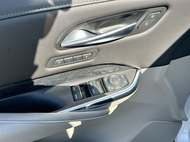 Used 2023 Cadillac XT4 Premium Luxury w/ Cold Weather Package image 17