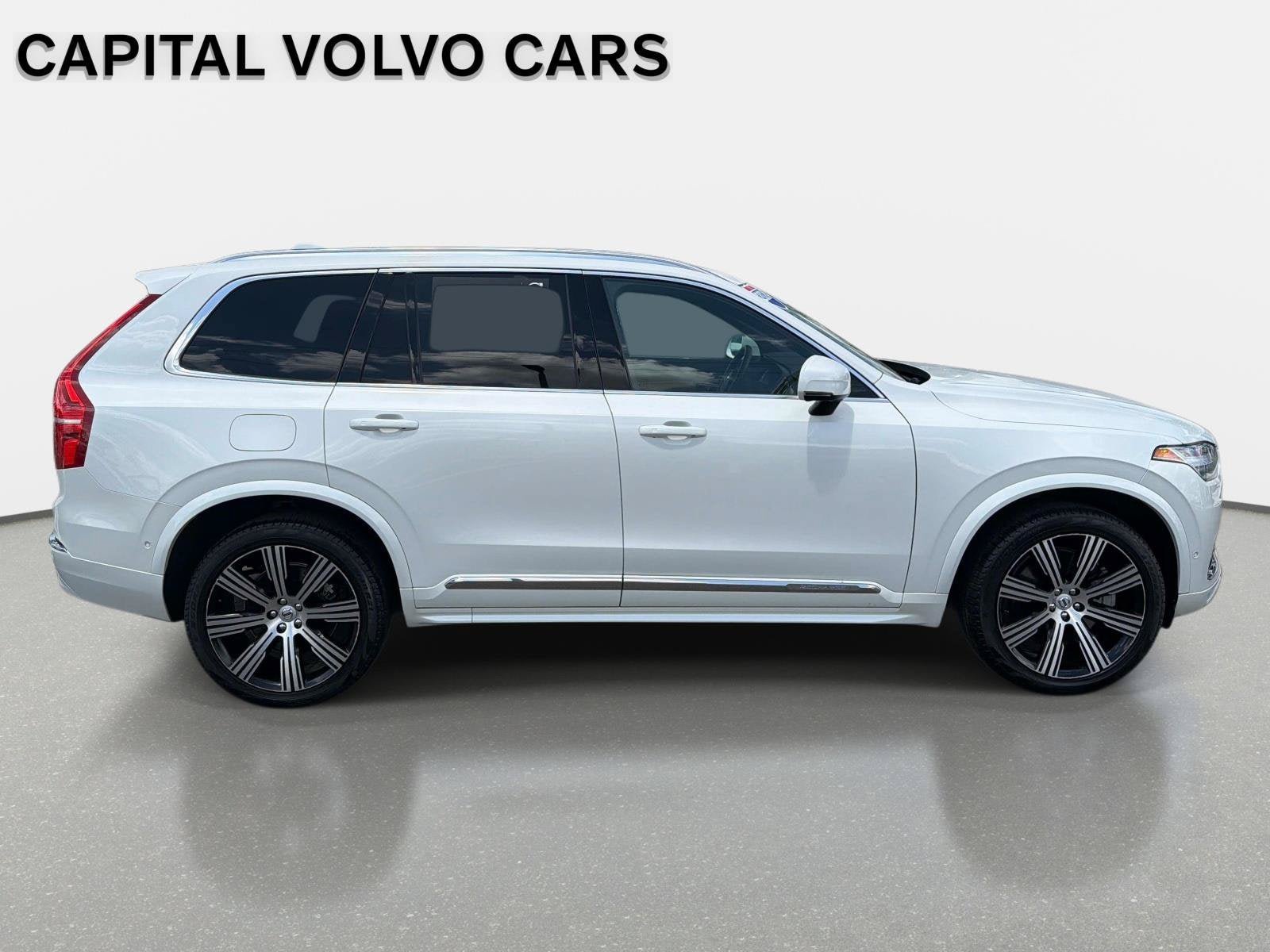 Used 2024 Volvo XC90 T8 Ultimate w/ Protection Package Premier AWD/4WD image 4
