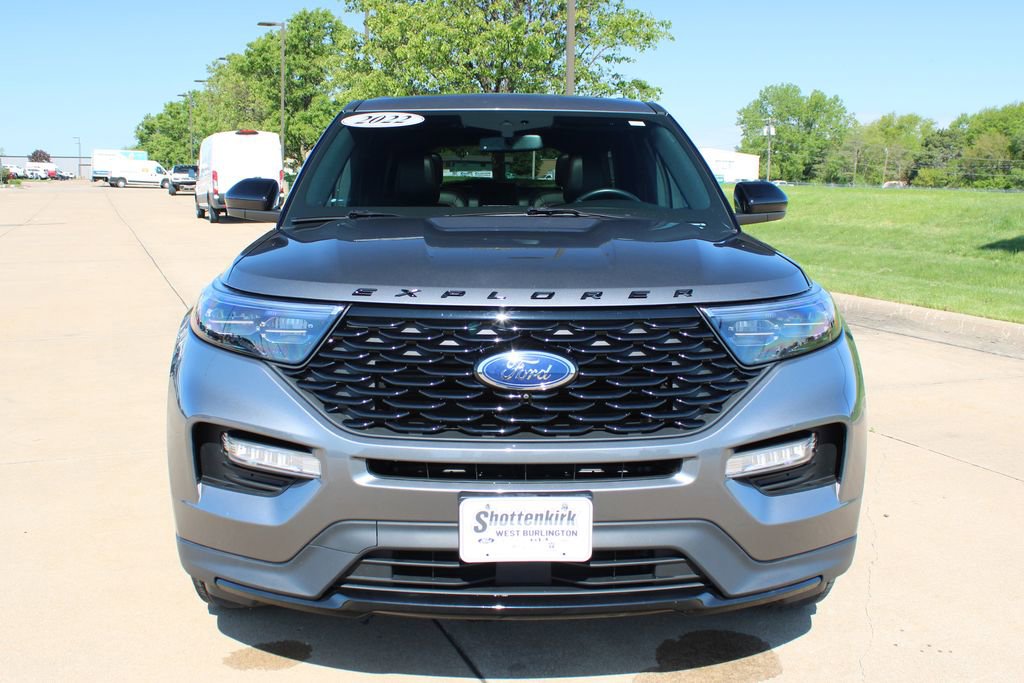 Used 2022 Ford Explorer ST-Line AWD/4WD image 2