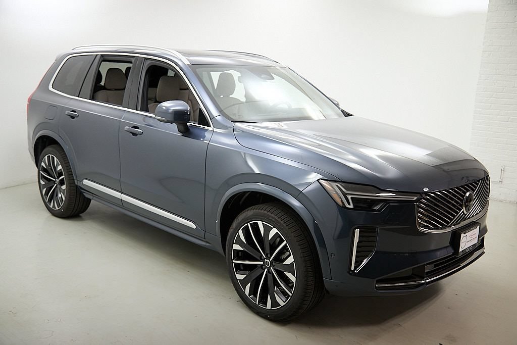 New 2026 Volvo XC90 B6 Plus w/ Protection Package AWD/4WD image 4
