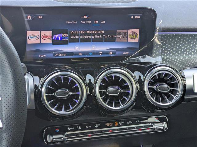New 2025 Mercedes-Benz GLB 250 image 12