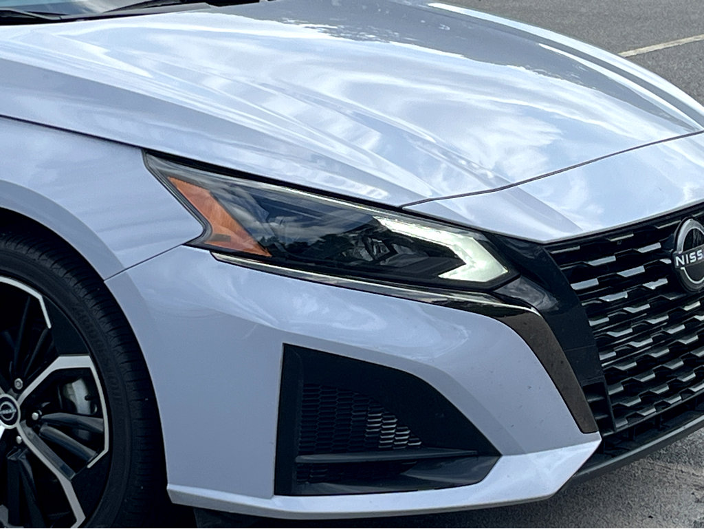 Used 2024 Nissan Altima 2.0 SR image 27