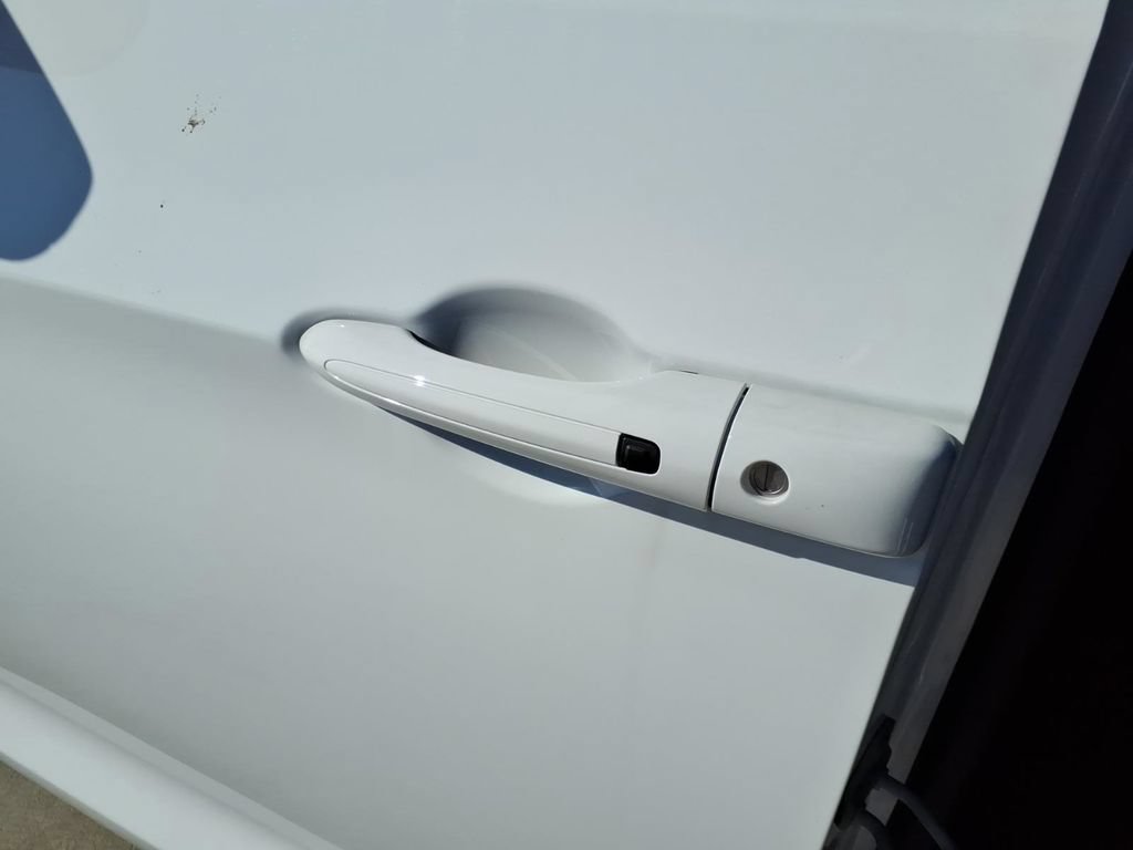 New 2026 Chrysler Pacifica Select w/ S Appearance Package FWD image 18