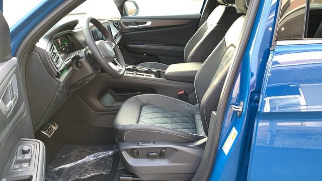 New 2025 Volkswagen Atlas Cross Sport SEL Premium R-Line image 11