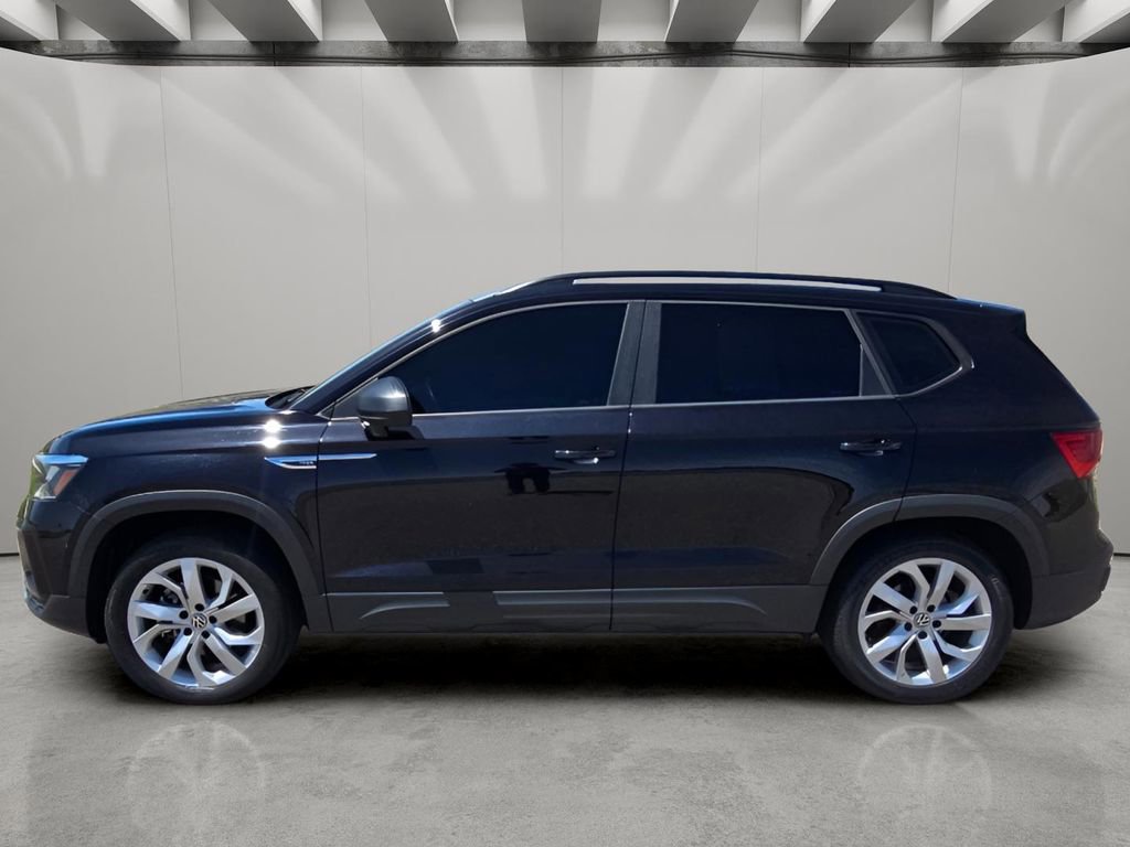 Used 2023 Volkswagen Taos S AWD/4WD image 2